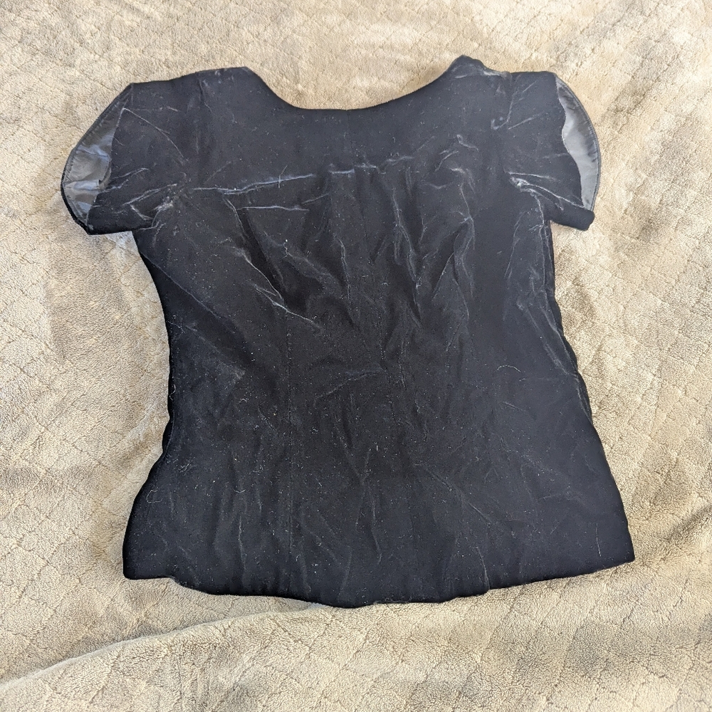 Elegan Black Velvet Women's Top